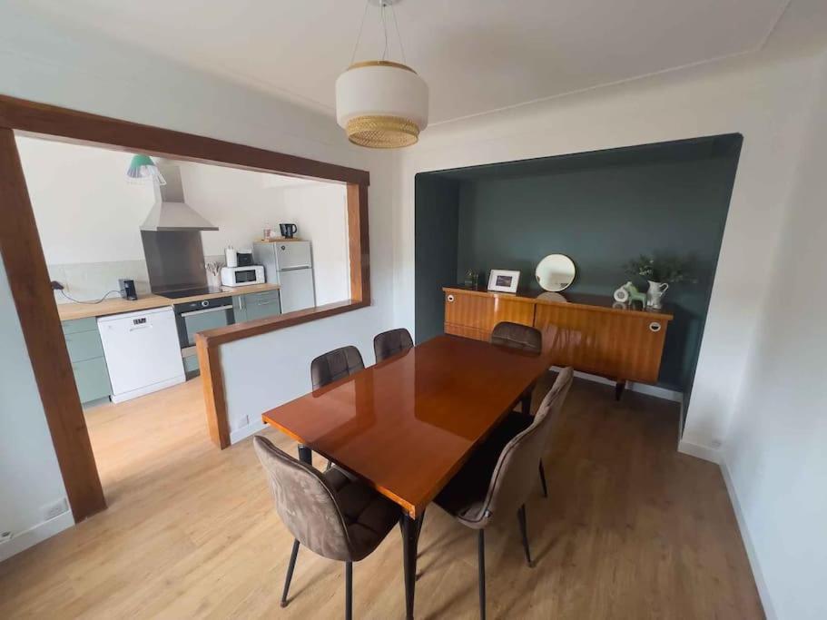Maison Semi-Troglodyte Avec 4 Velos Rochecorbon Extérieur photo